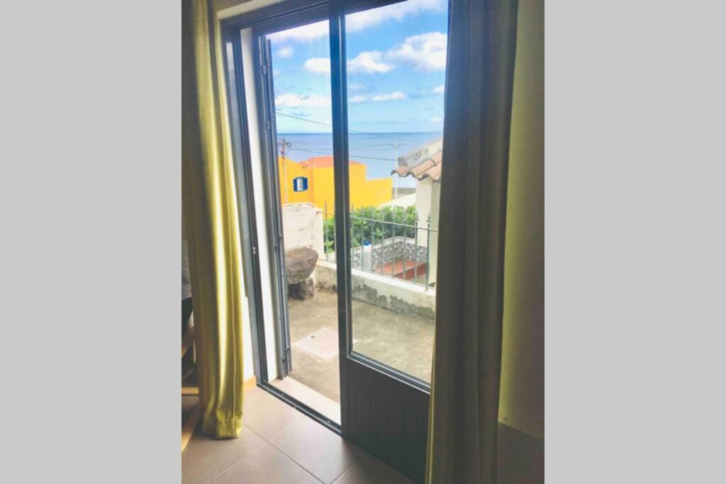 Apartamento Vista Do Mar A Ribeira Quente エクステリア 写真